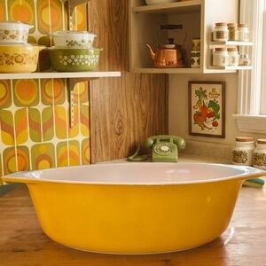 Vintage Pyrex Tangerine Casserole Dish Two And A Half Quart